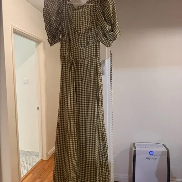 Doen Olive Checkered Long Sleeve Dress - Picture 3 of 3